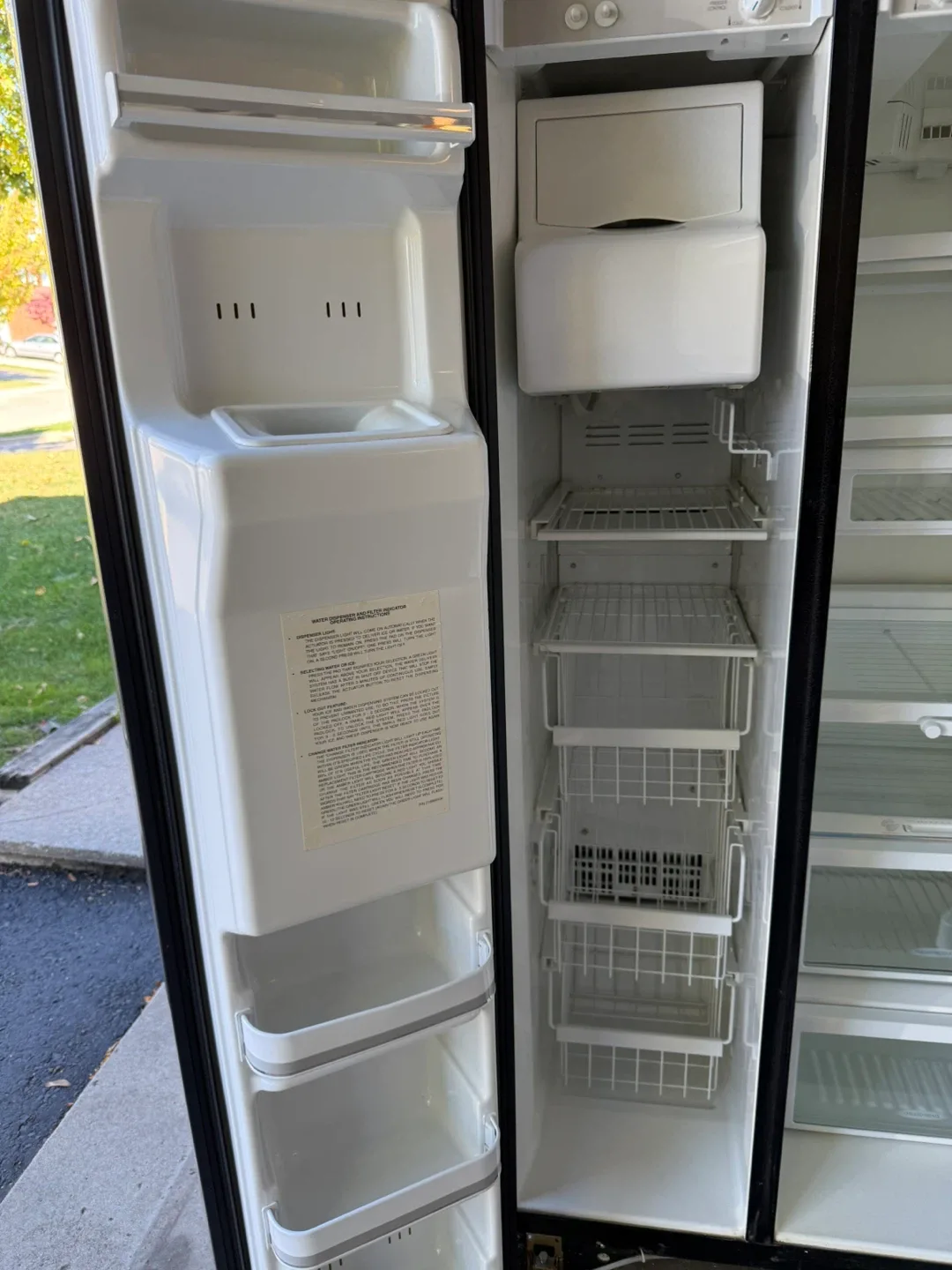 Frigidaire Gallery Professional Series Refrigerator image indicator(5)