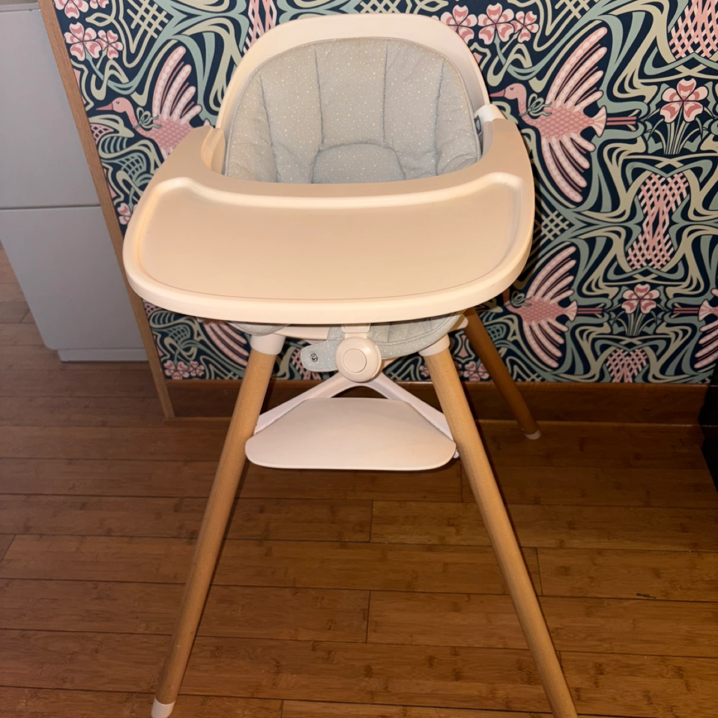 Beige High Chair with Wooden Legs
