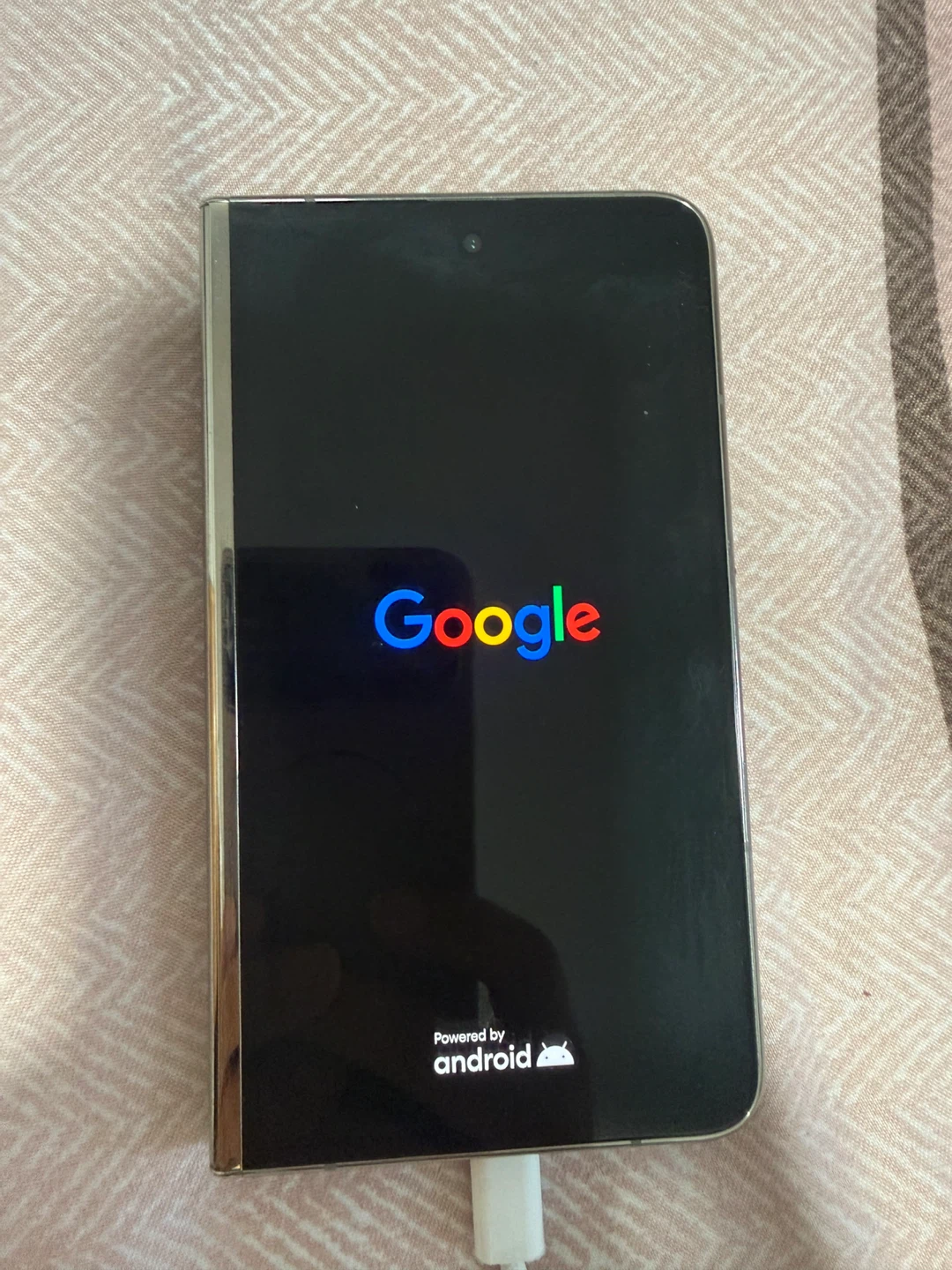 Google Pixel Fold - White - photo 5