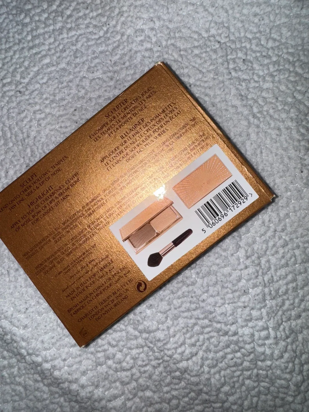 Charlotte Tilbury Filmstar Bronze & Glow Palette image indicator(2)