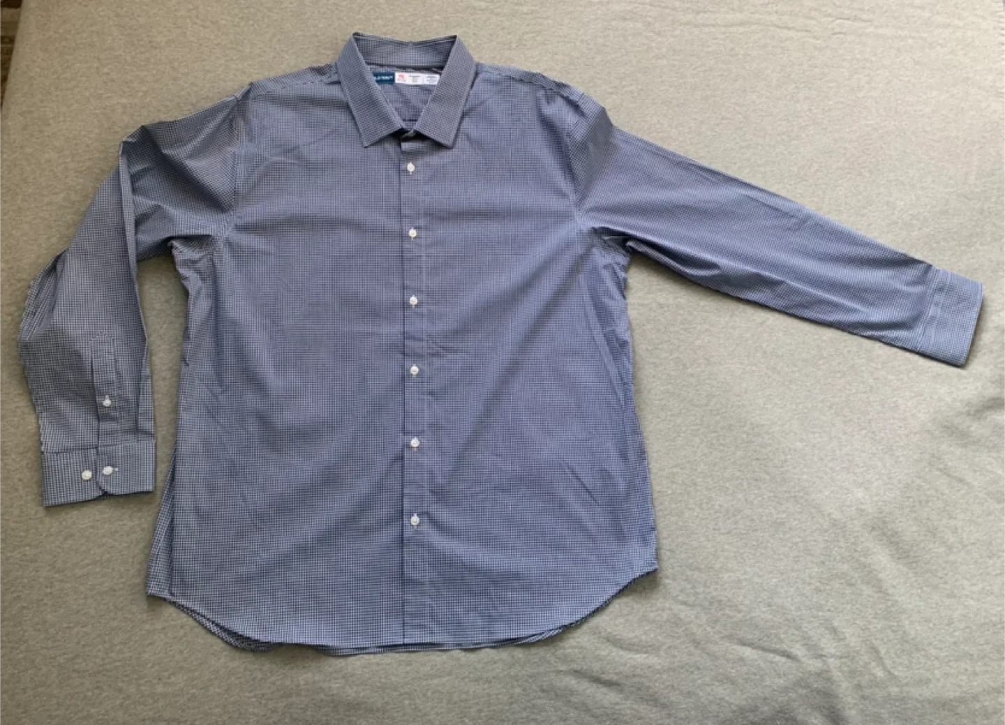 Old Navy Men’s XXL Slim Fit Checkered Long Sleeve Shirt thumbnail
