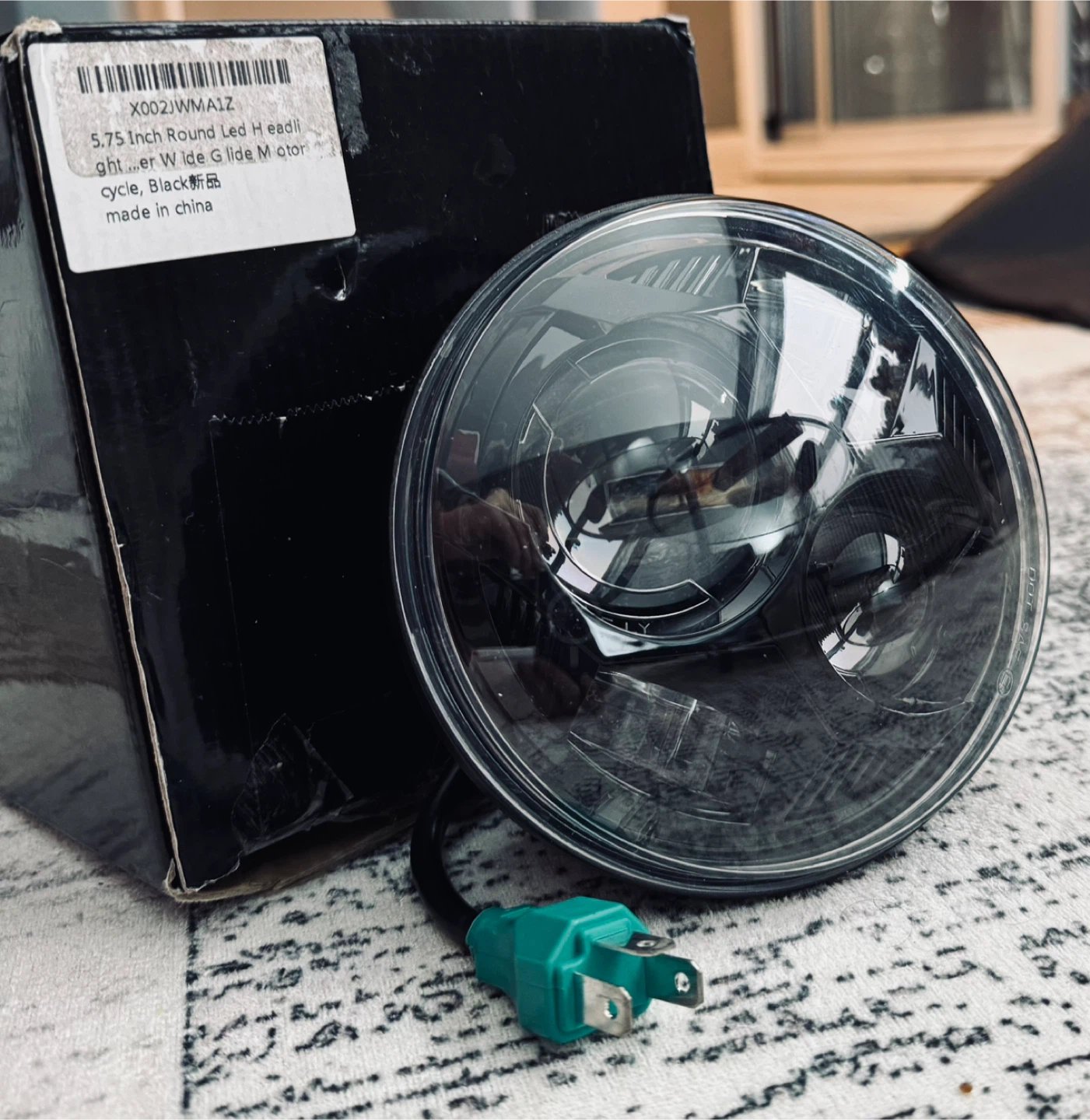 5.75 Inch Round LED Headlight - photo 2