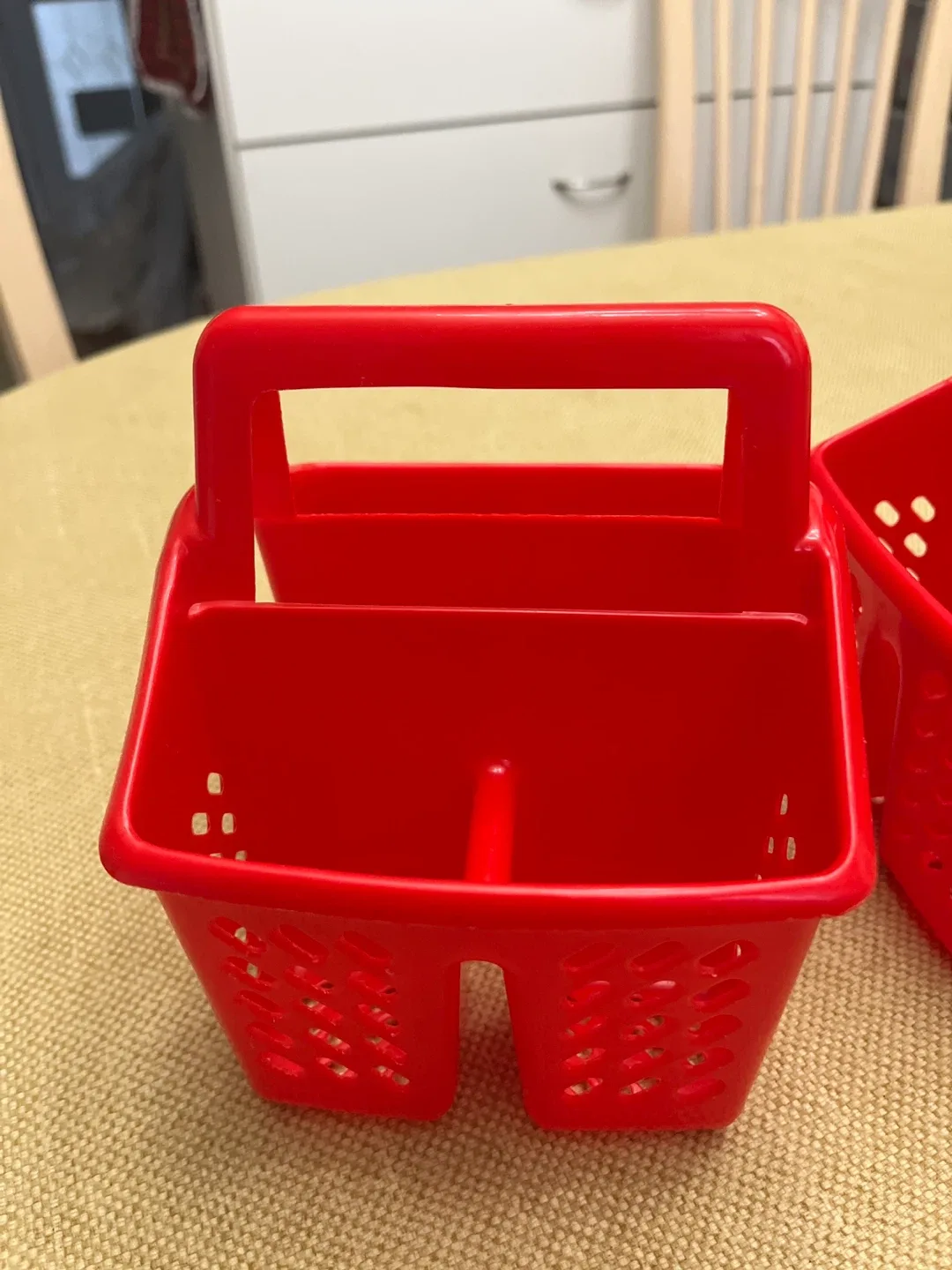 Red Plastic Cutlery Holder image indicator(3)