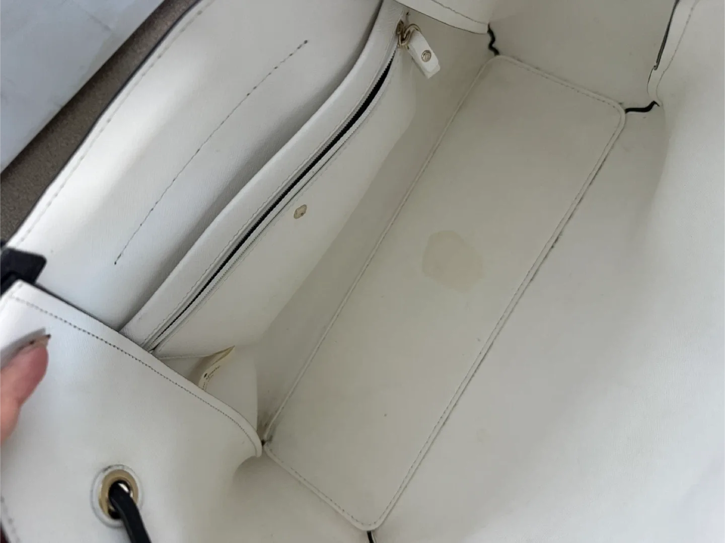 Kate Spade Black Tote Bag image indicator(5)