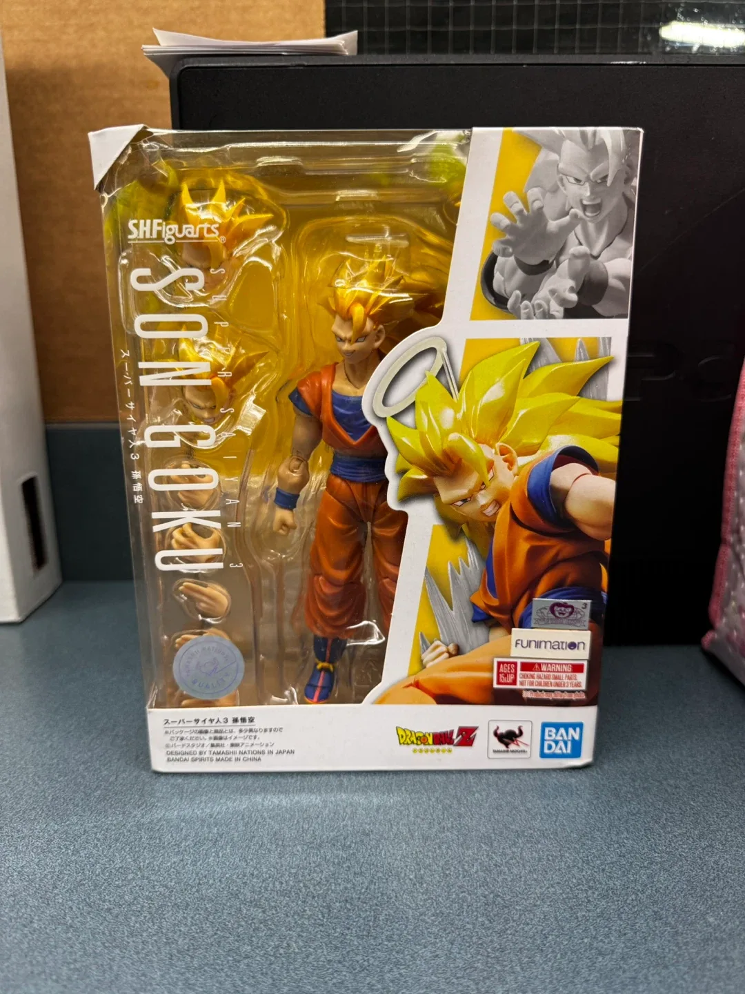 S.H.Figuarts Super Saiyan 3 Son Goku Action Figure thumbnail