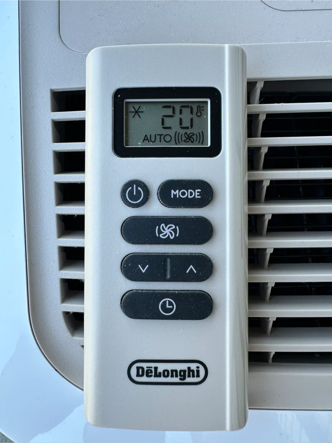 DeLonghi Pinguino PAC EM369 3-in-1 Portable Air Conditioner image indicator(2)