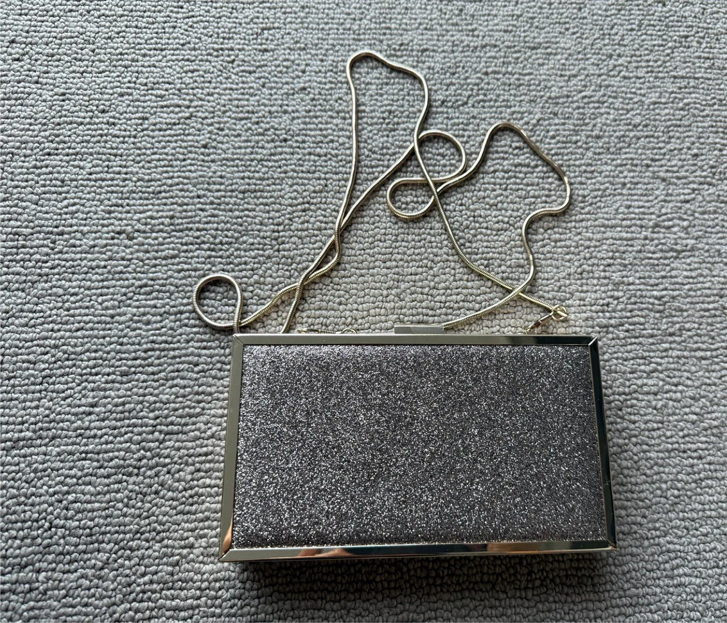 Gold & Black Clutch Purse image indicator(2)