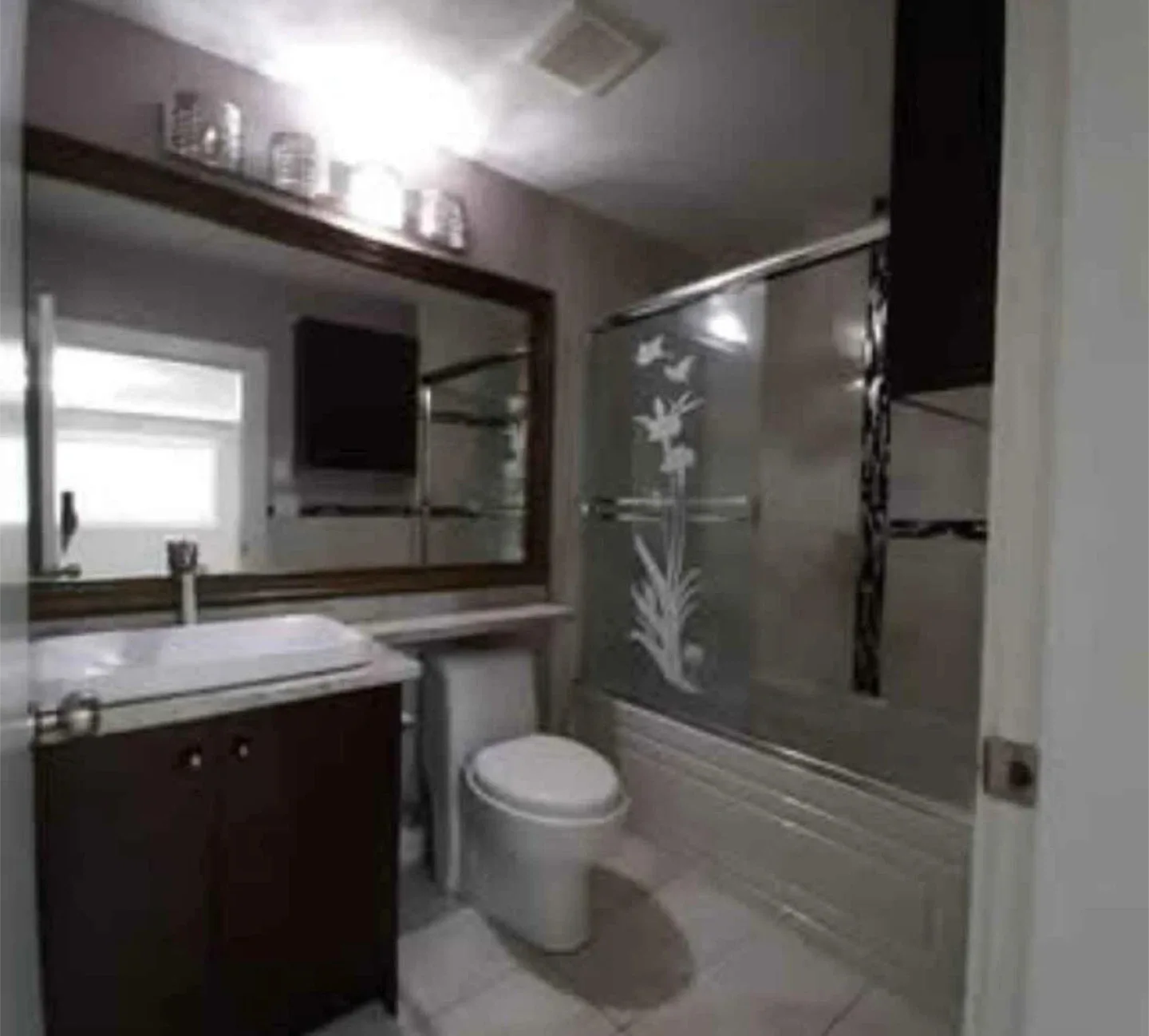 One bedroom available image indicator(2)