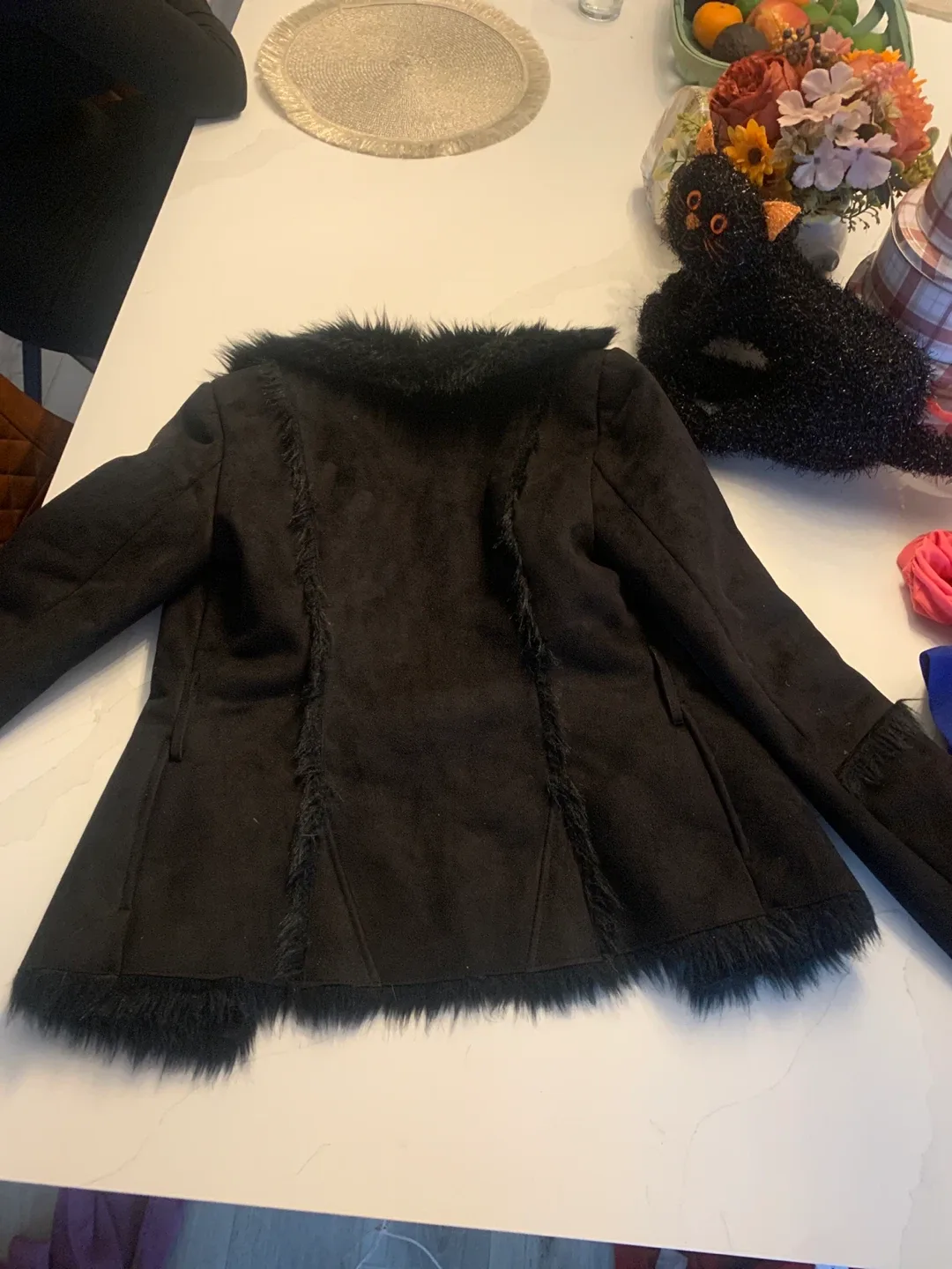 2b Bebe Black Faux Fur Jacket - Size XS image indicator(4)