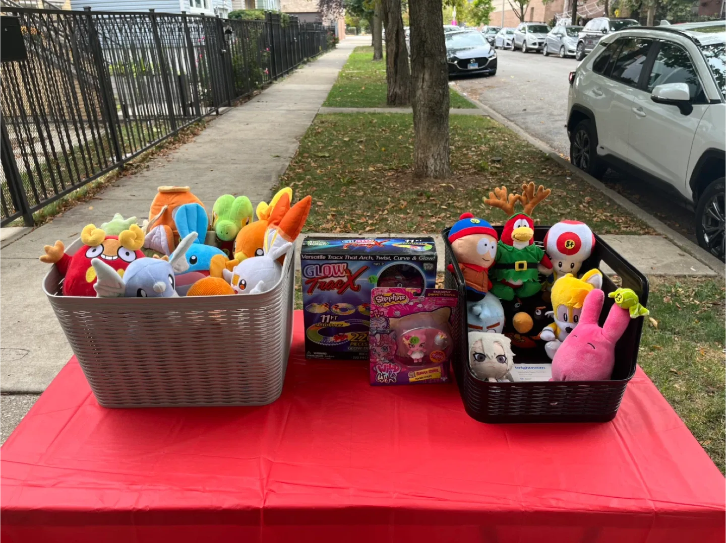 Lalaloopsy Ember Flicker Flame Doll - New in Box! image indicator(10)