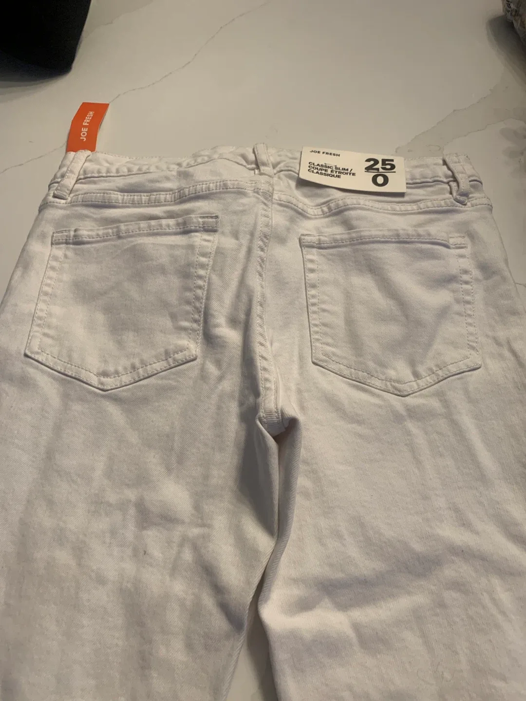 Joe Fresh White Jeans - Size 25 - New with Tags image indicator(6)
