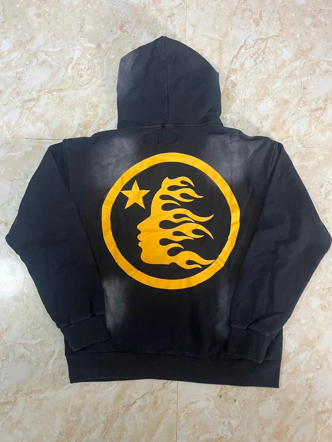 Hellstar Hoodies,Sweats,Shirts ETC image indicator(3)