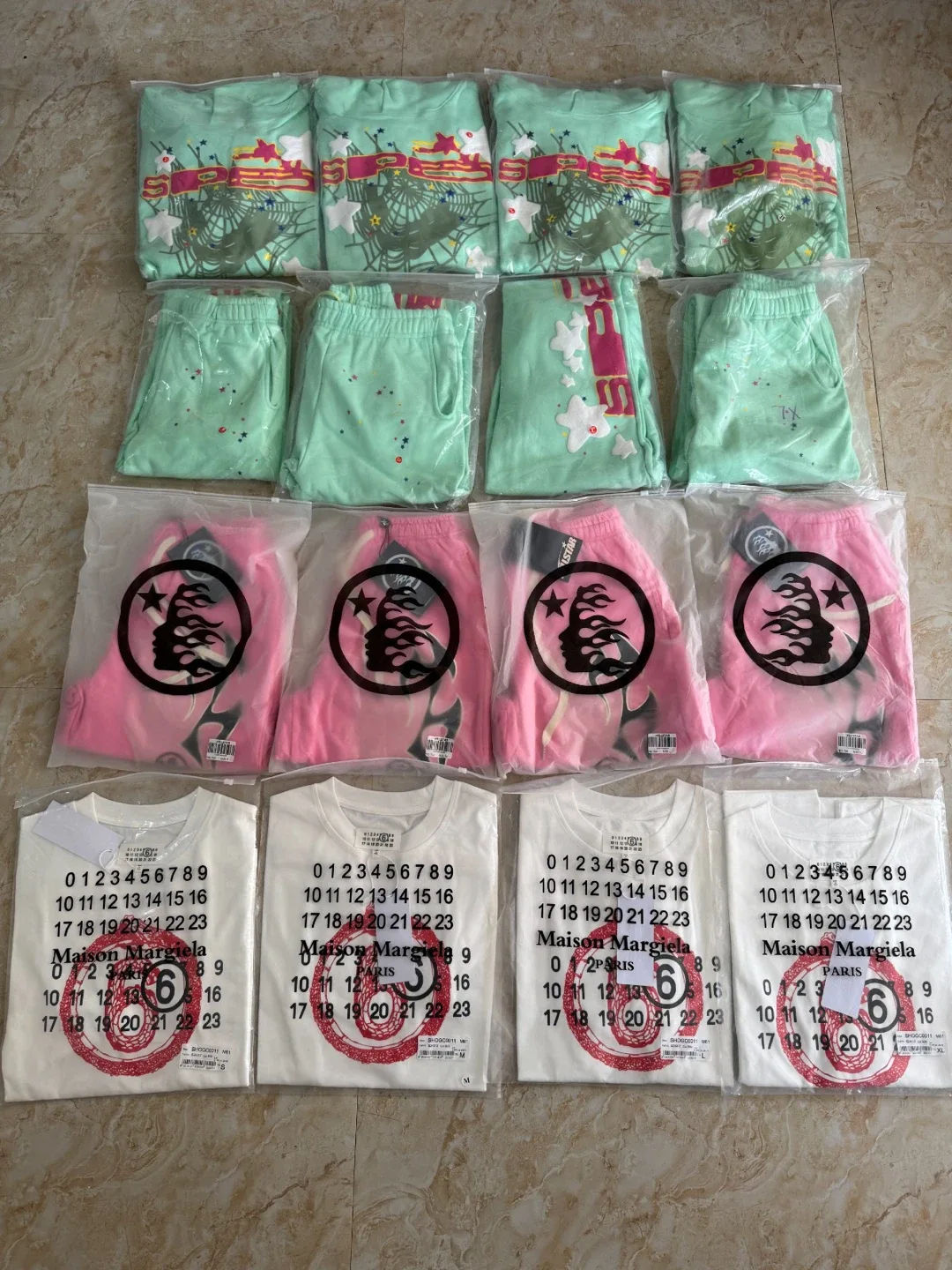 Hellstar Hoodies,Sweats,Shirts ETC image indicator(2)