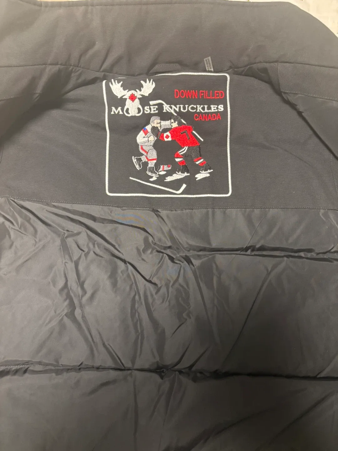 Moose Knuckles Original Black Vest, Size XXL NEW image indicator(4)