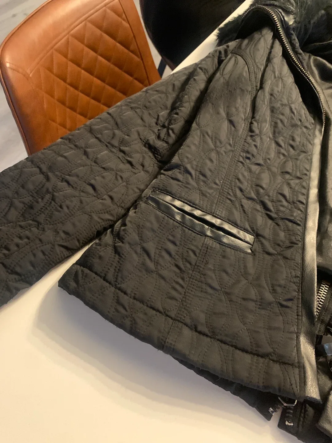 2b Bebe Black Quilted Faux Fur Trim Jacket - Size S image indicator(2)