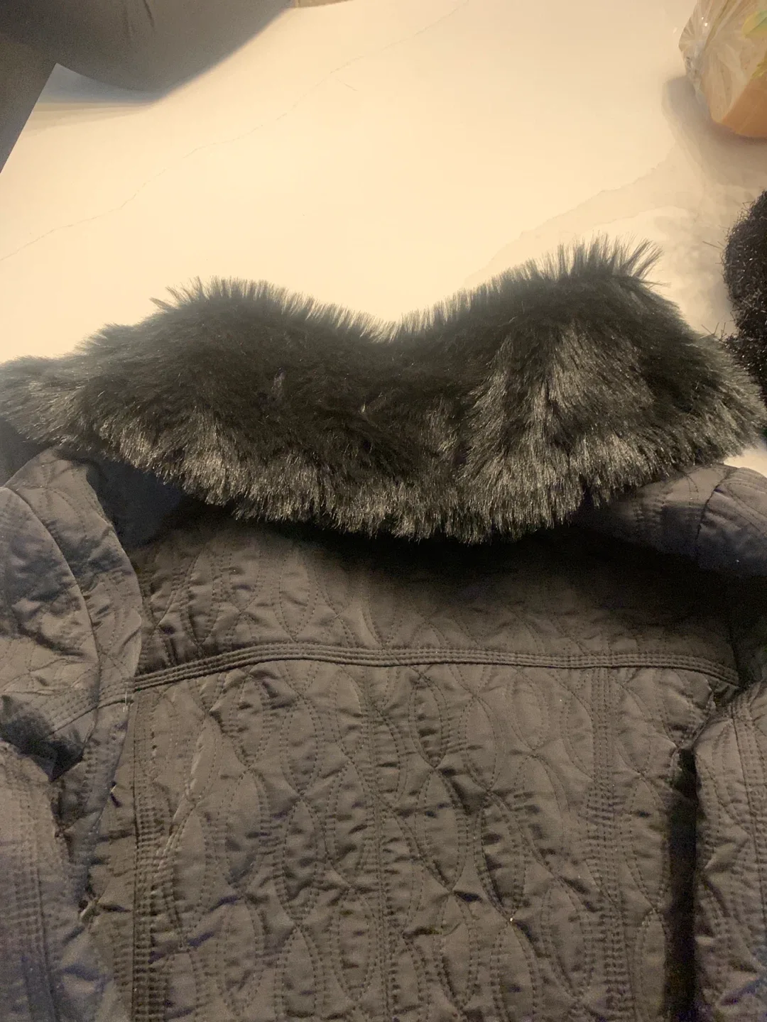 2b Bebe Black Quilted Faux Fur Trim Jacket - Size S image indicator(7)