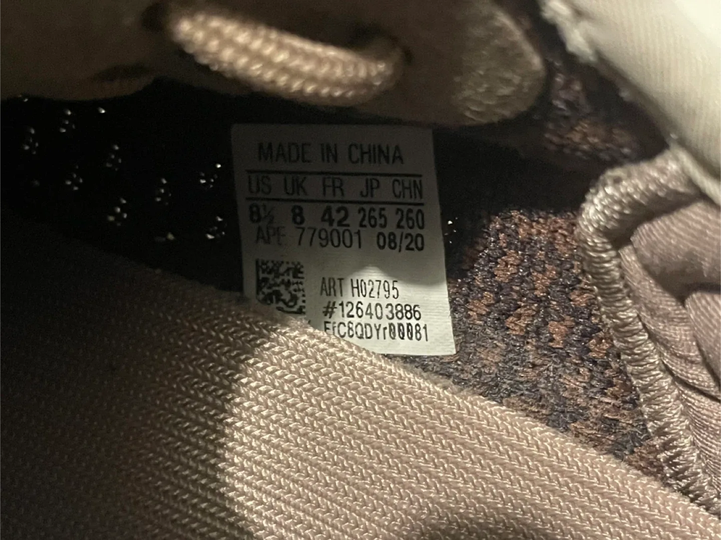 Adidas Yeezy Boost 350 V2 Sand Taupe Size 8.5 image indicator(3)