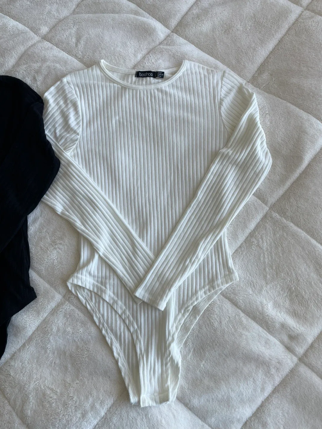Women’s long sleeve top image indicator(2)