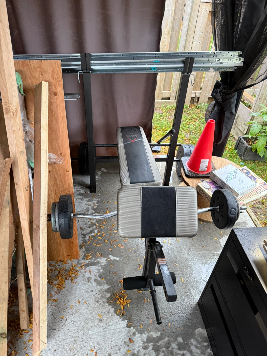 Weight Bench and 100 pounds weights - photo 2