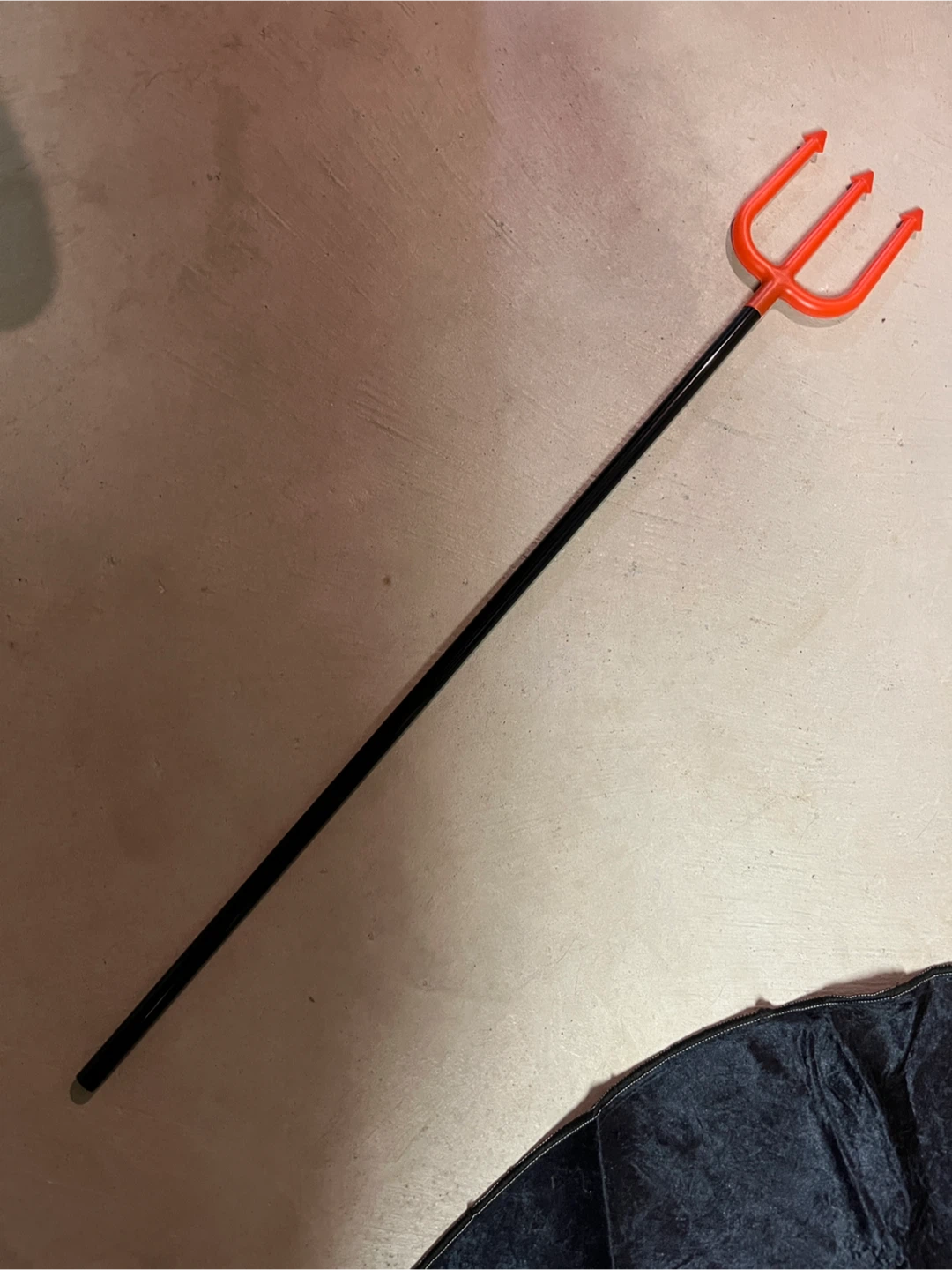 New Devil's Pitchfork Halloween Costume Prop - photo 2