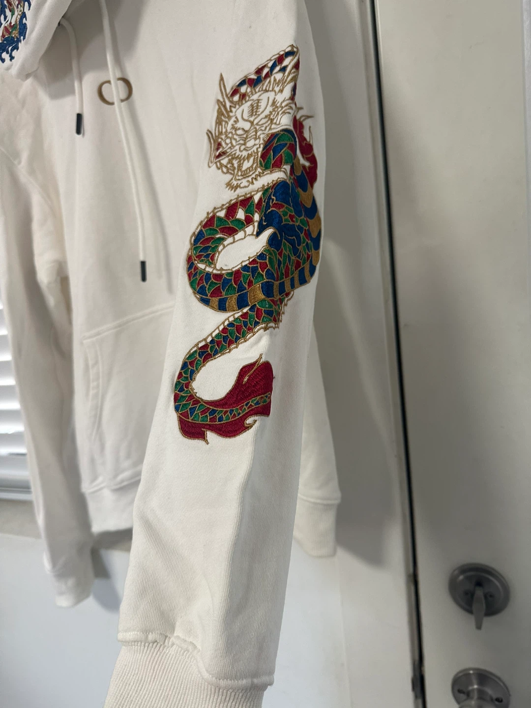 White Dragon Embroidered Hoodie - Size L - photo 5