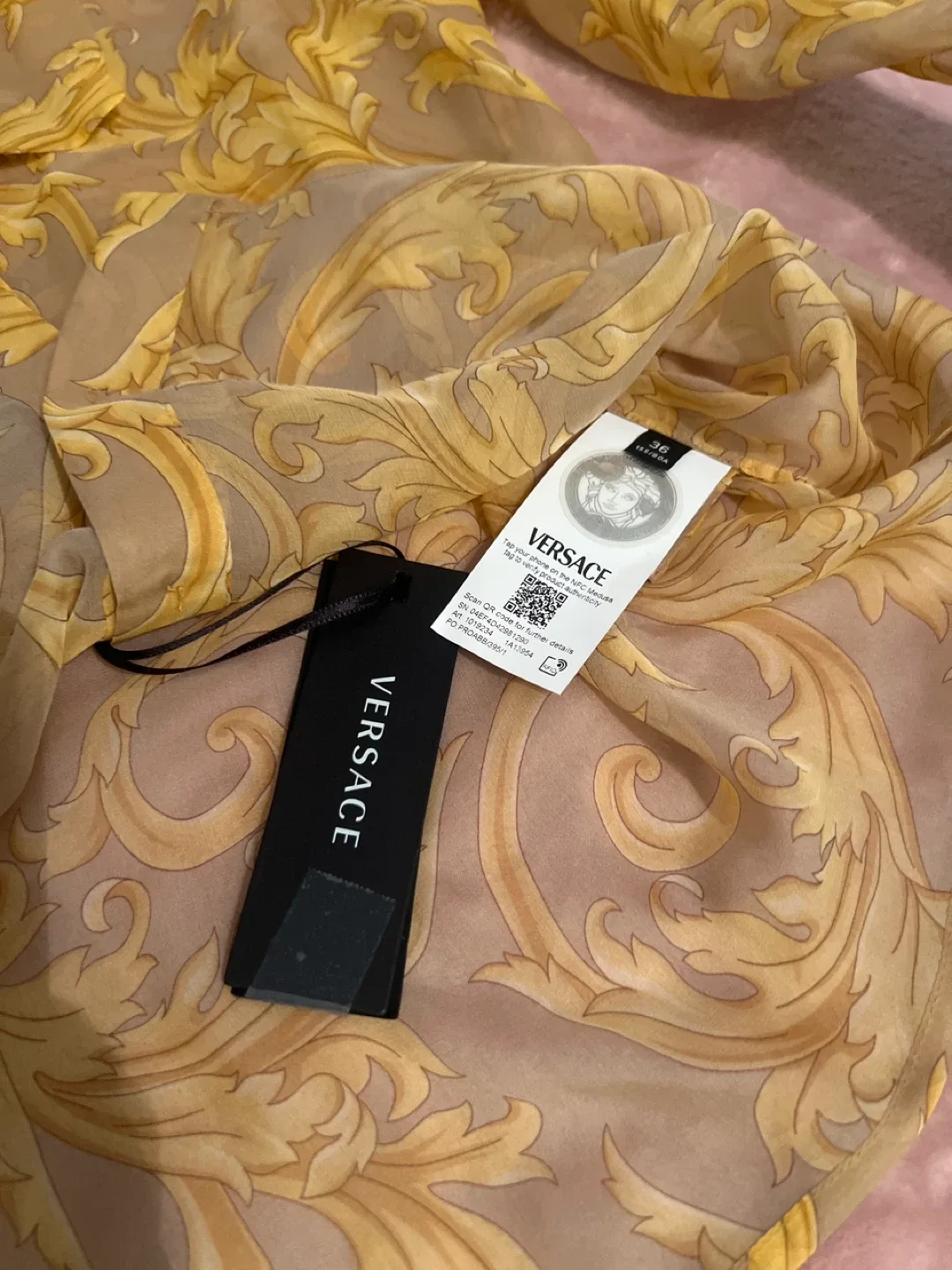 Versace Silk Scarf Print Blouse - Size 36 image indicator(3)