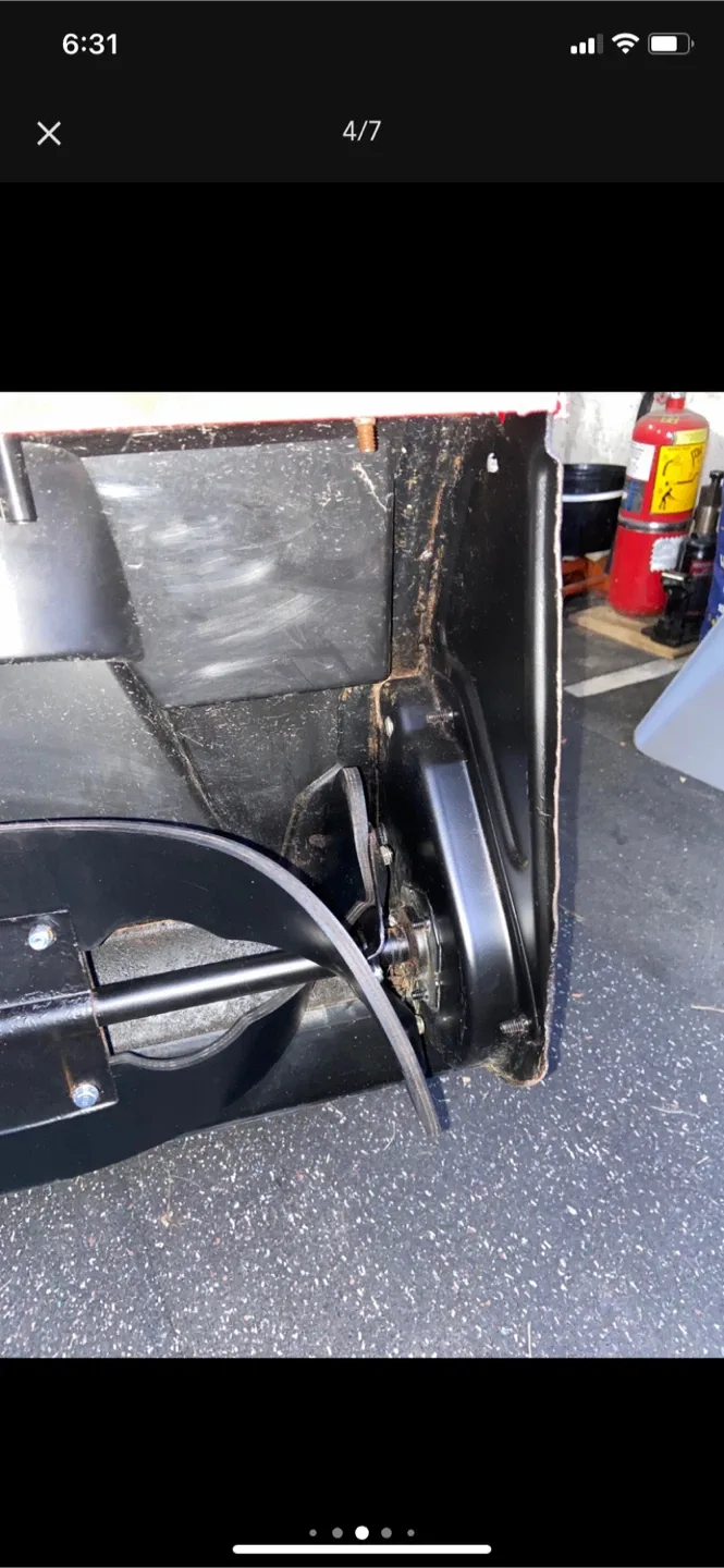 Toro Power Clear 721 R-C Snow Blower image indicator(5)