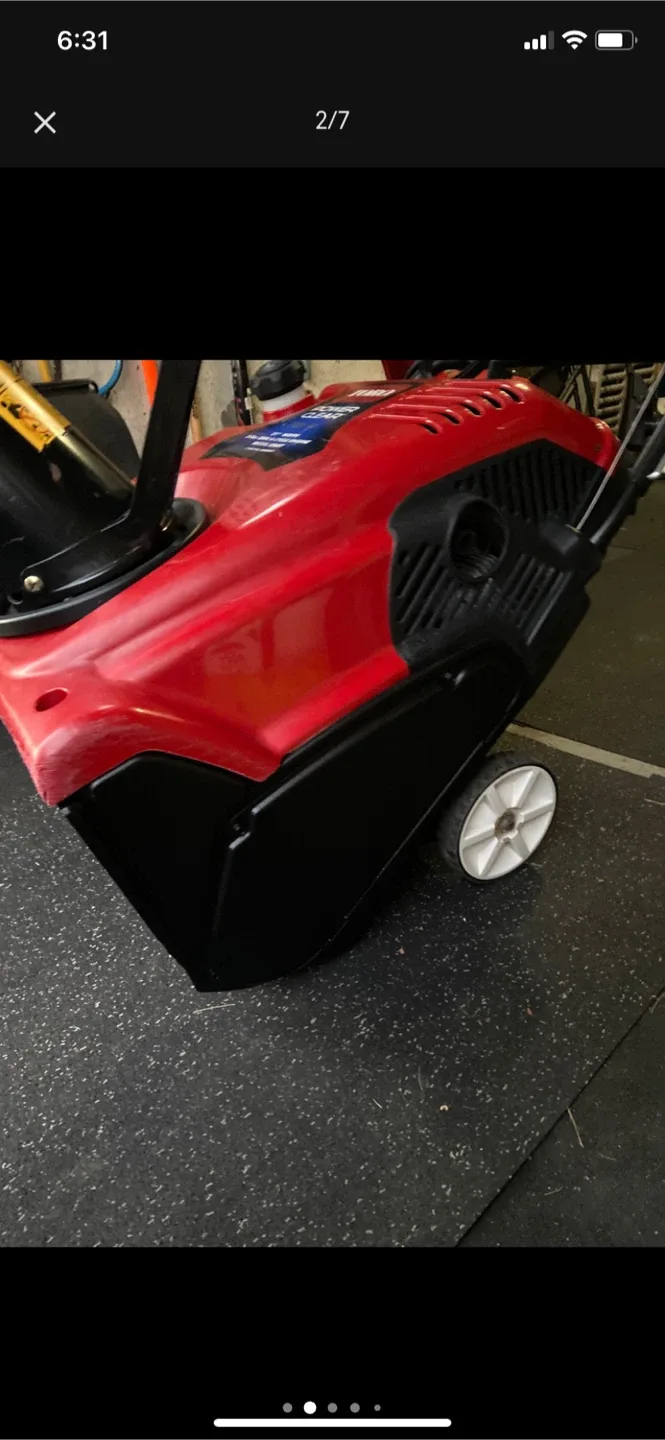 Toro Power Clear 721 R-C Snow Blower image indicator(3)