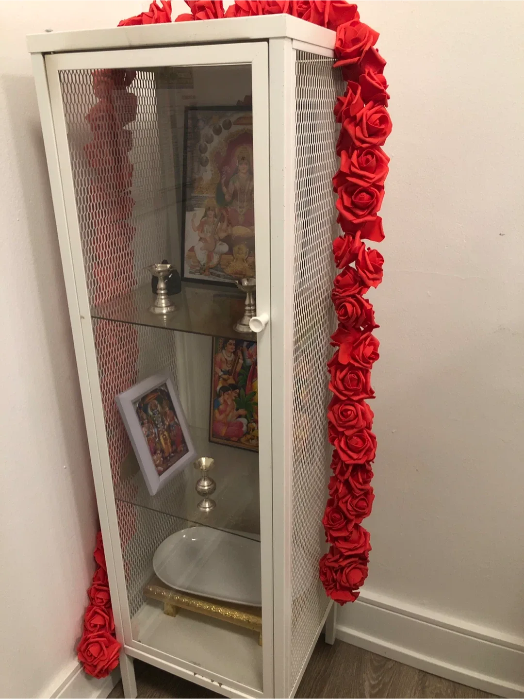 IKEA Glass Door Cabinet - White image indicator(3)