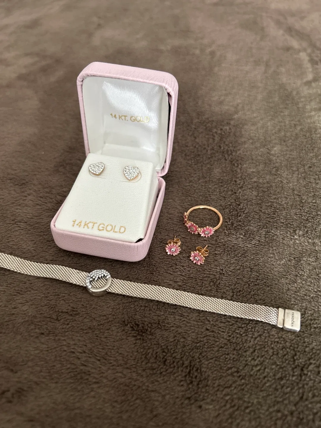 Pandora Jewelry Set - Bracelet, Ring, Earrings image indicator(2)