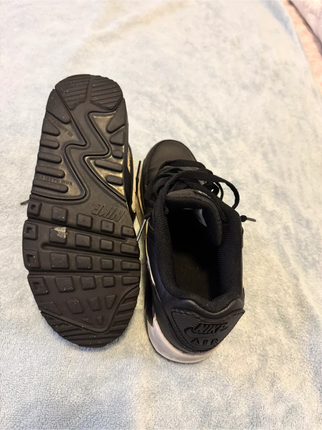 Nike Air Max 90 - Youth Size 5Y - Black image indicator(5)