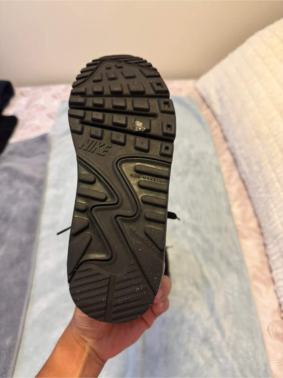 Nike Air Max 90 - Youth Size 5Y - Black image indicator(6)