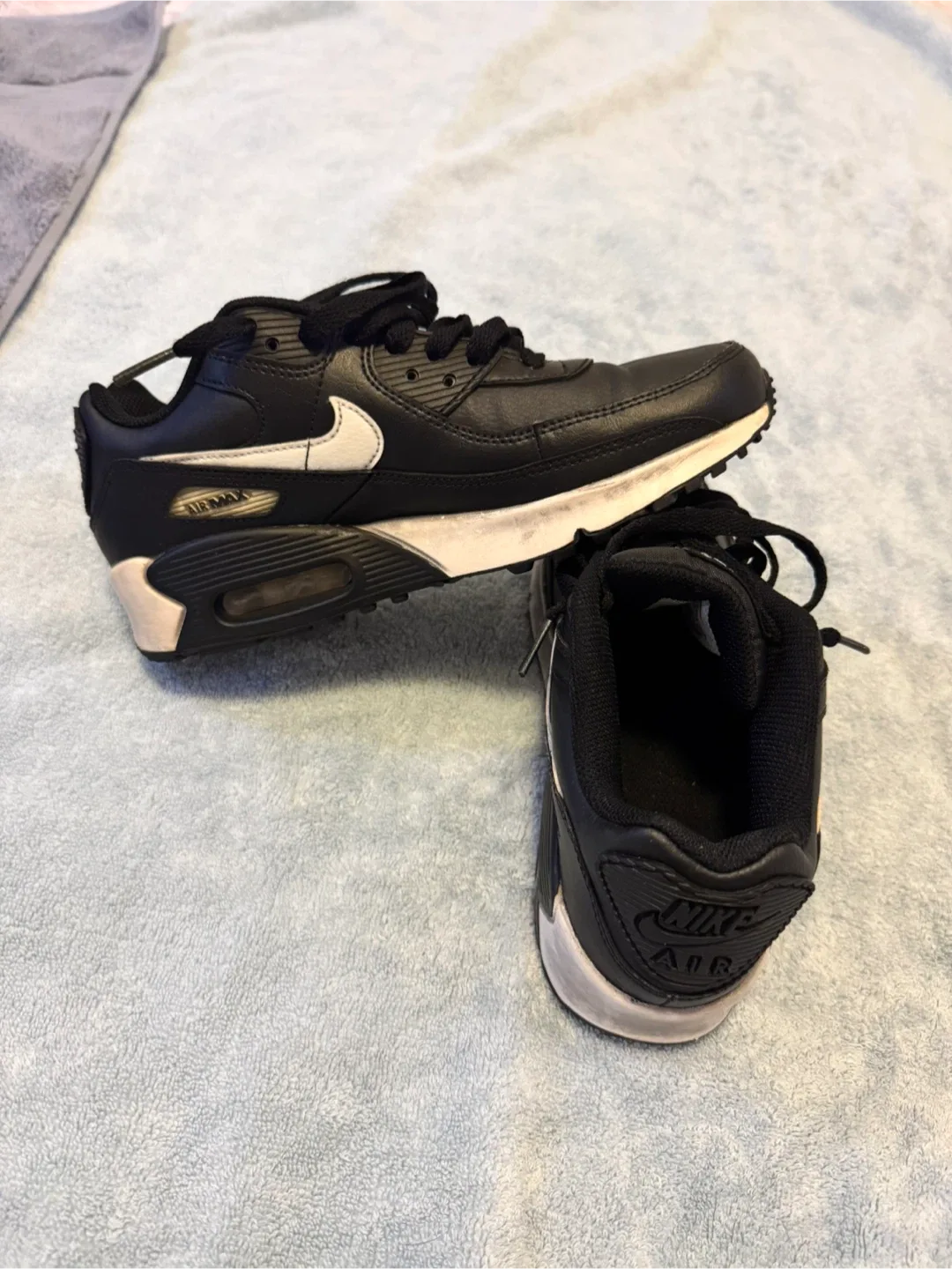 Nike Air Max 90 - Youth Size 5Y - Black image indicator(7)