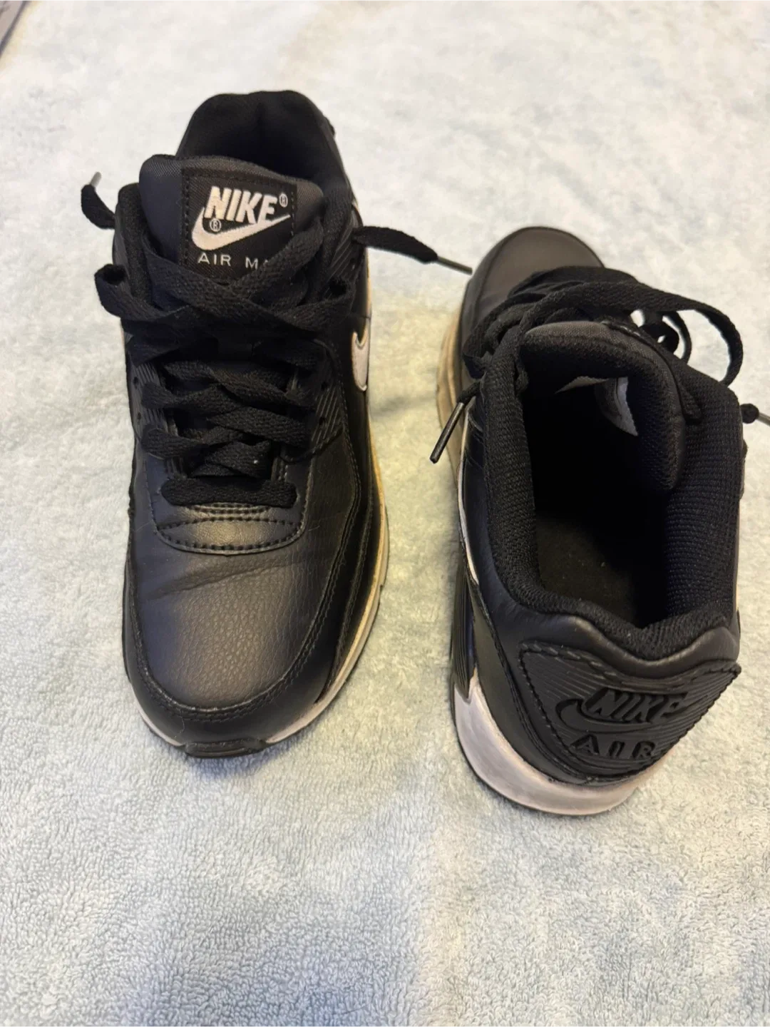 Nike Air Max 90 - Youth Size 5Y - Black image indicator(8)