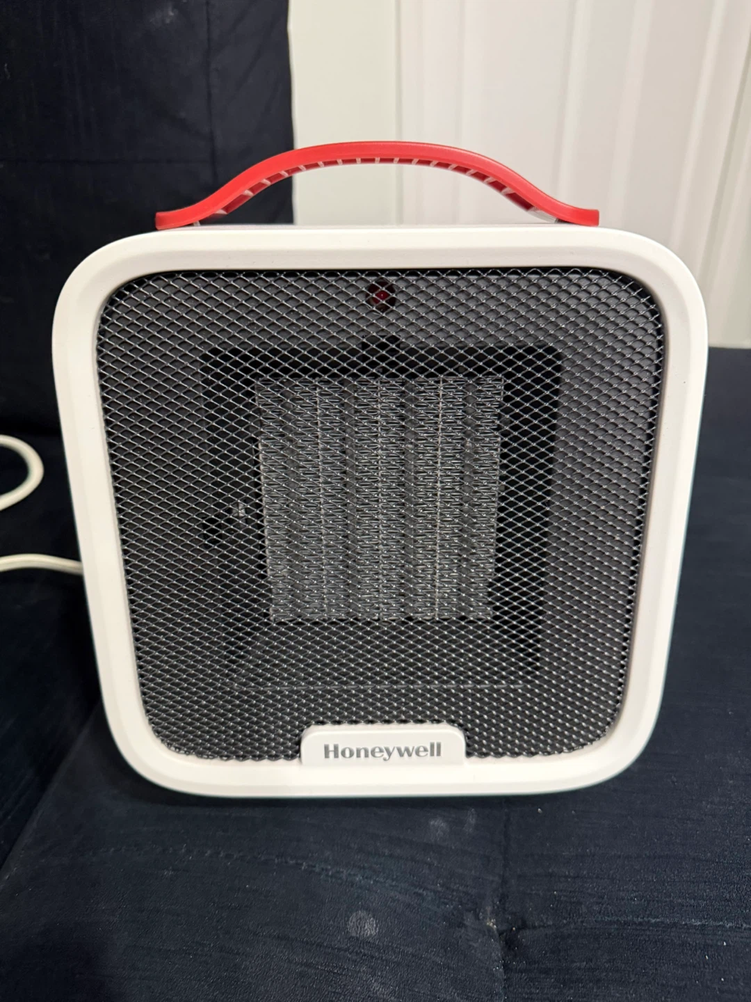 Honeywell Uberheat 5 Ceramic Heater - photo 2