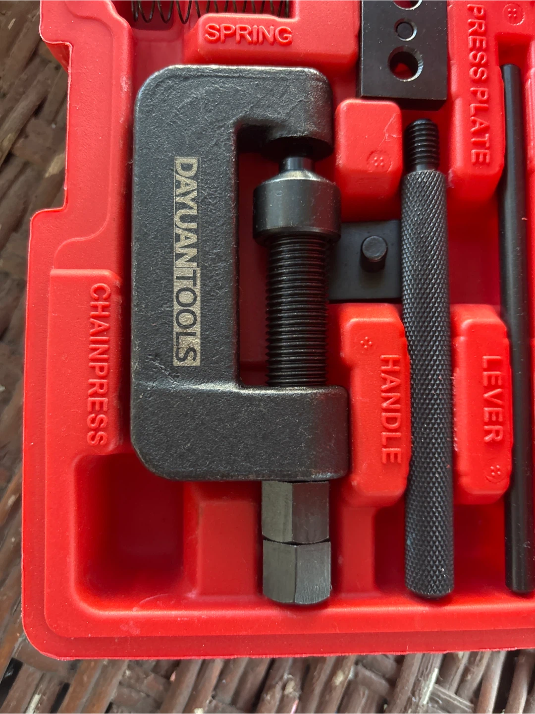 Dayuan Tools Chain Press Riveting Tool Kit - photo 2