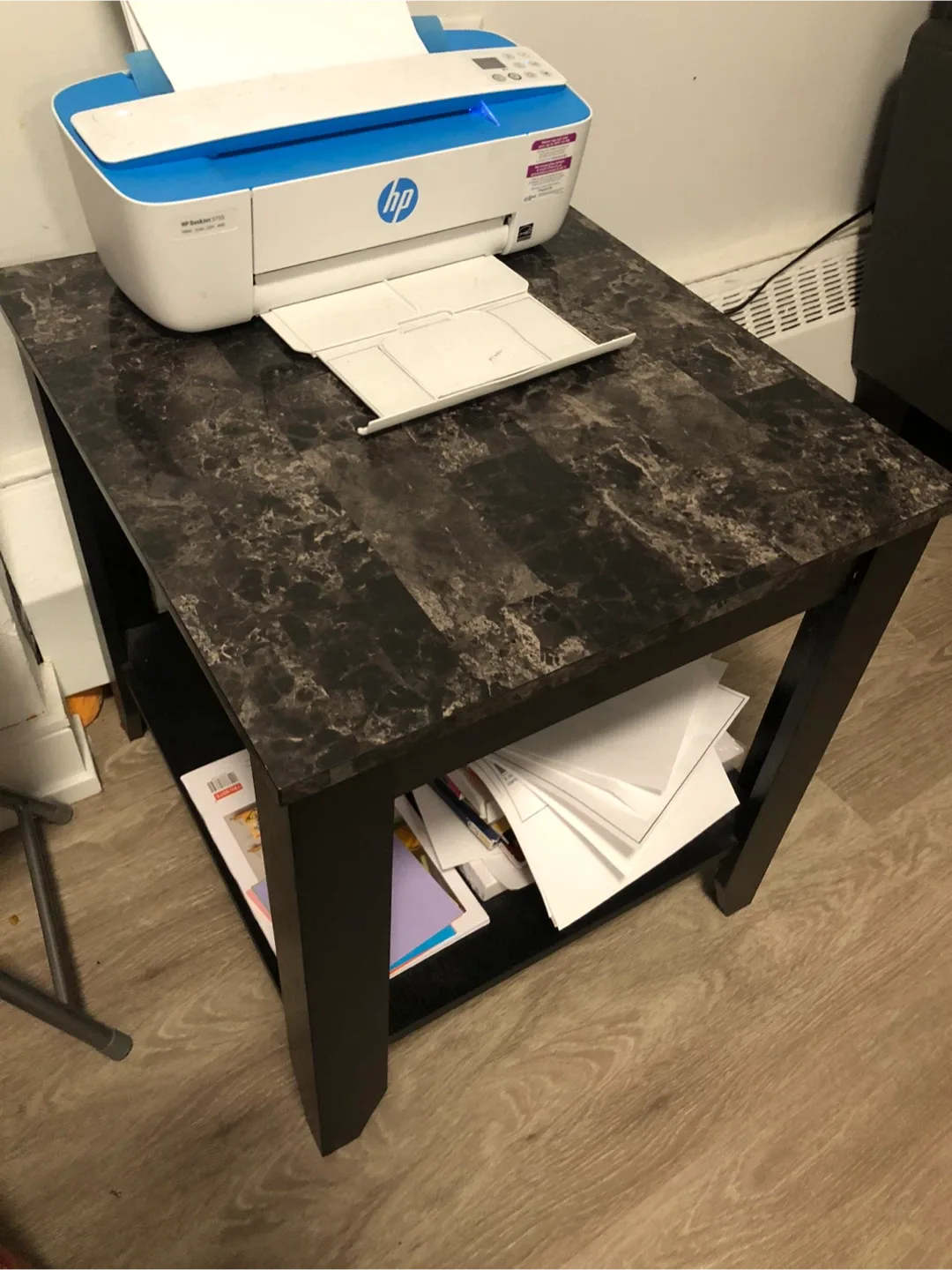 Marble-look Coffee table image indicator(3)