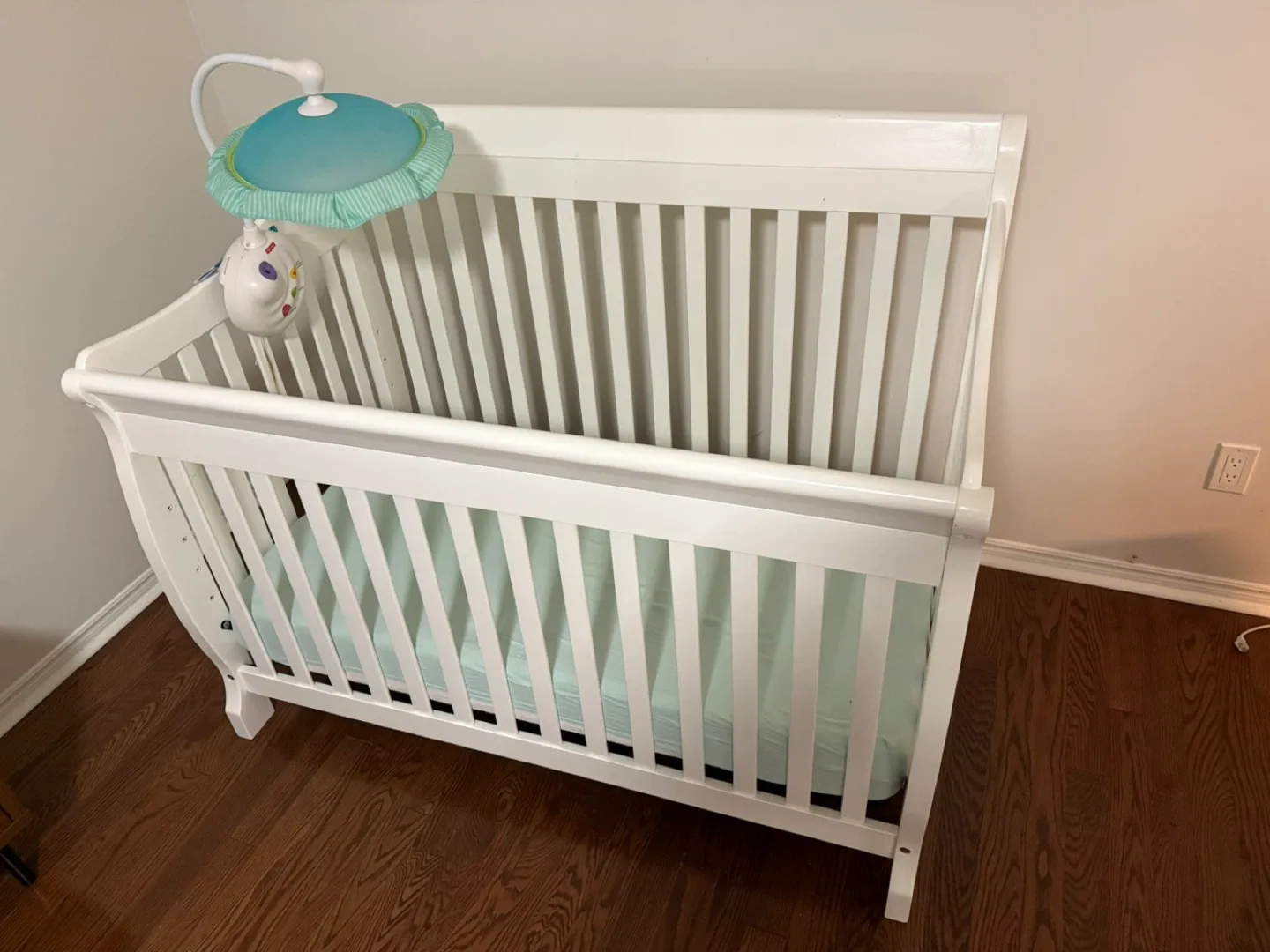 White Baby Crib with Mattress image indicator(2)