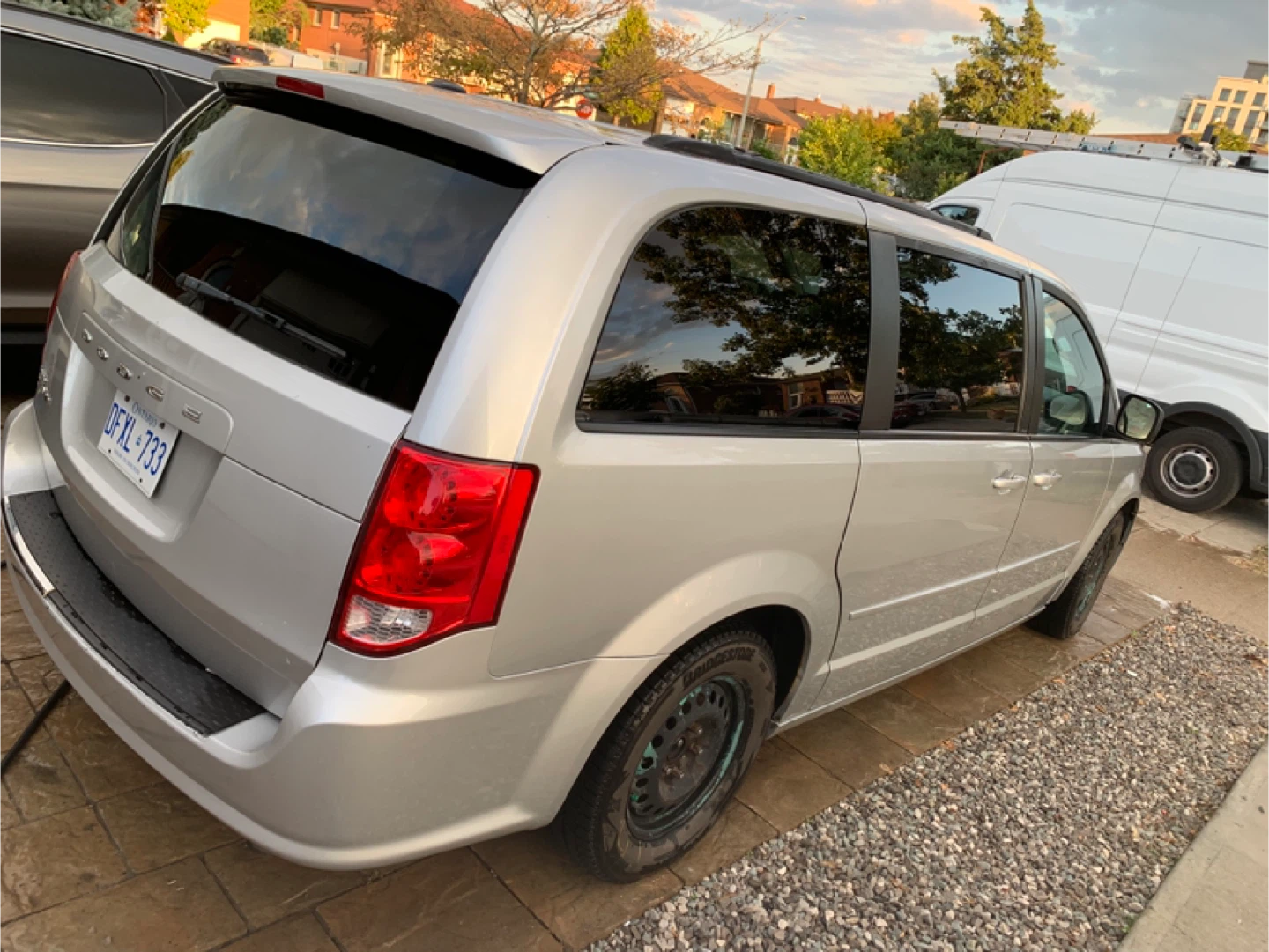 Silver Dodge Grand Caravan - photo 2