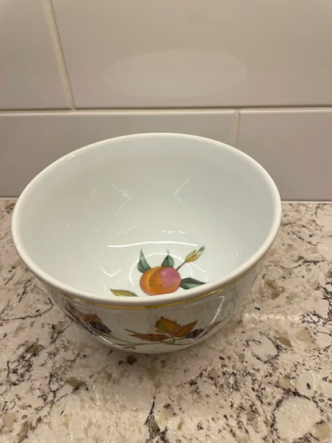 Royal Worcester Evesham Bowl image indicator(6)