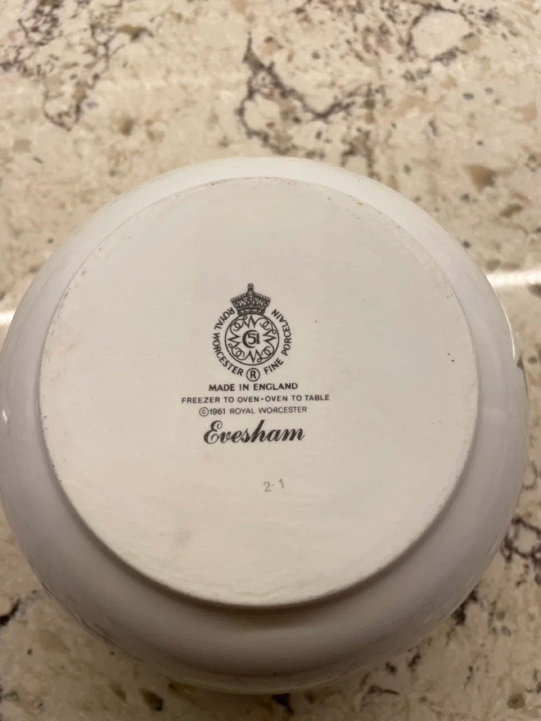 Royal Worcester Evesham Bowl image indicator(5)