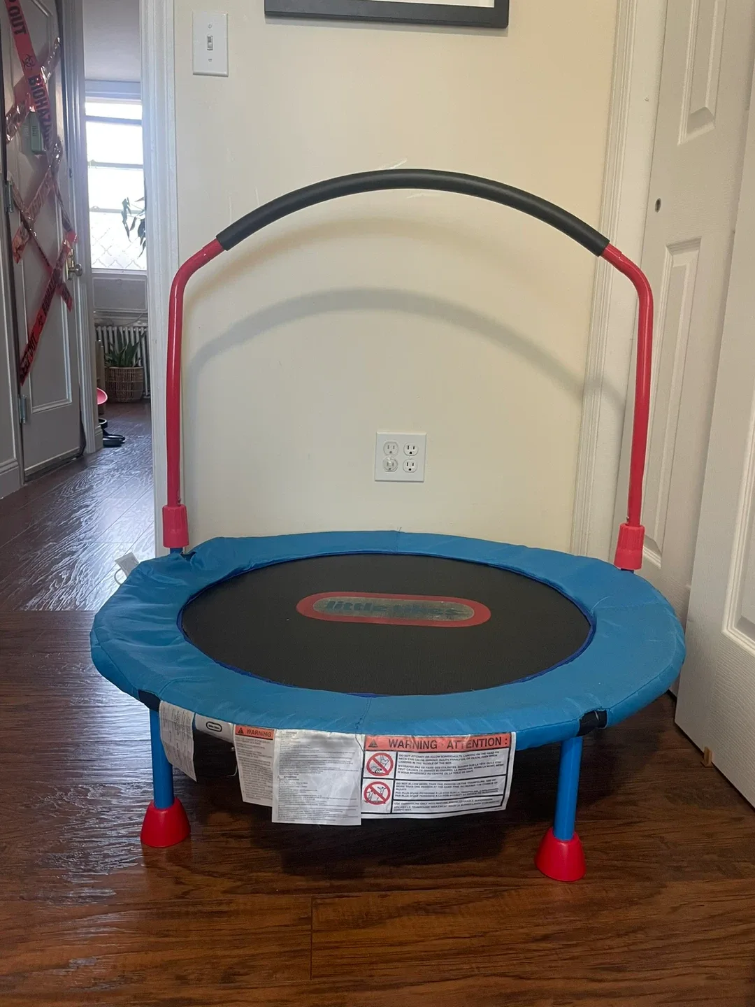 Little Tikes Trampoline - Excellent Condition! image indicator(2)