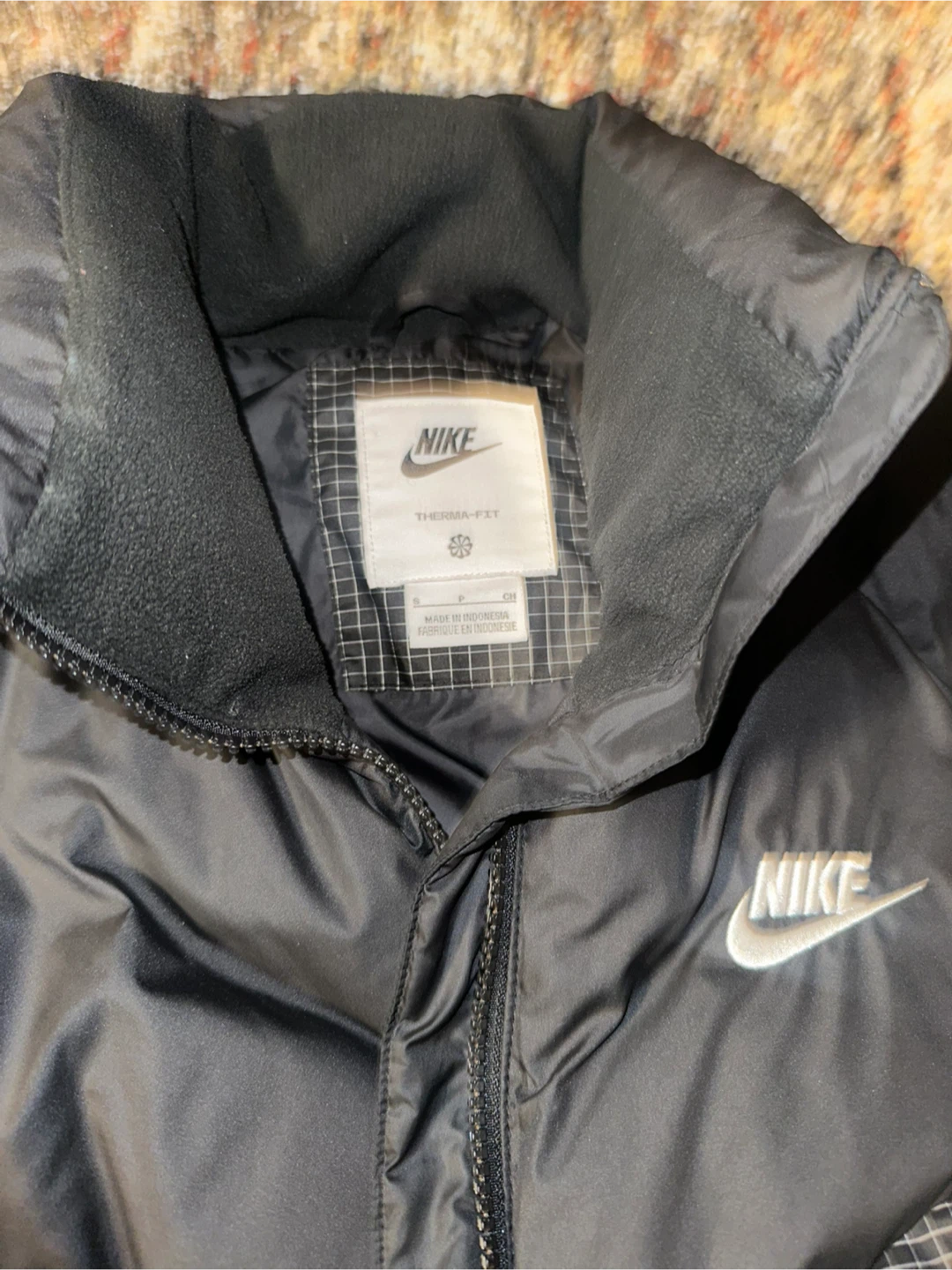 Nike Therma-FIT Black Puffer Jacket - Size P/S - photo 3