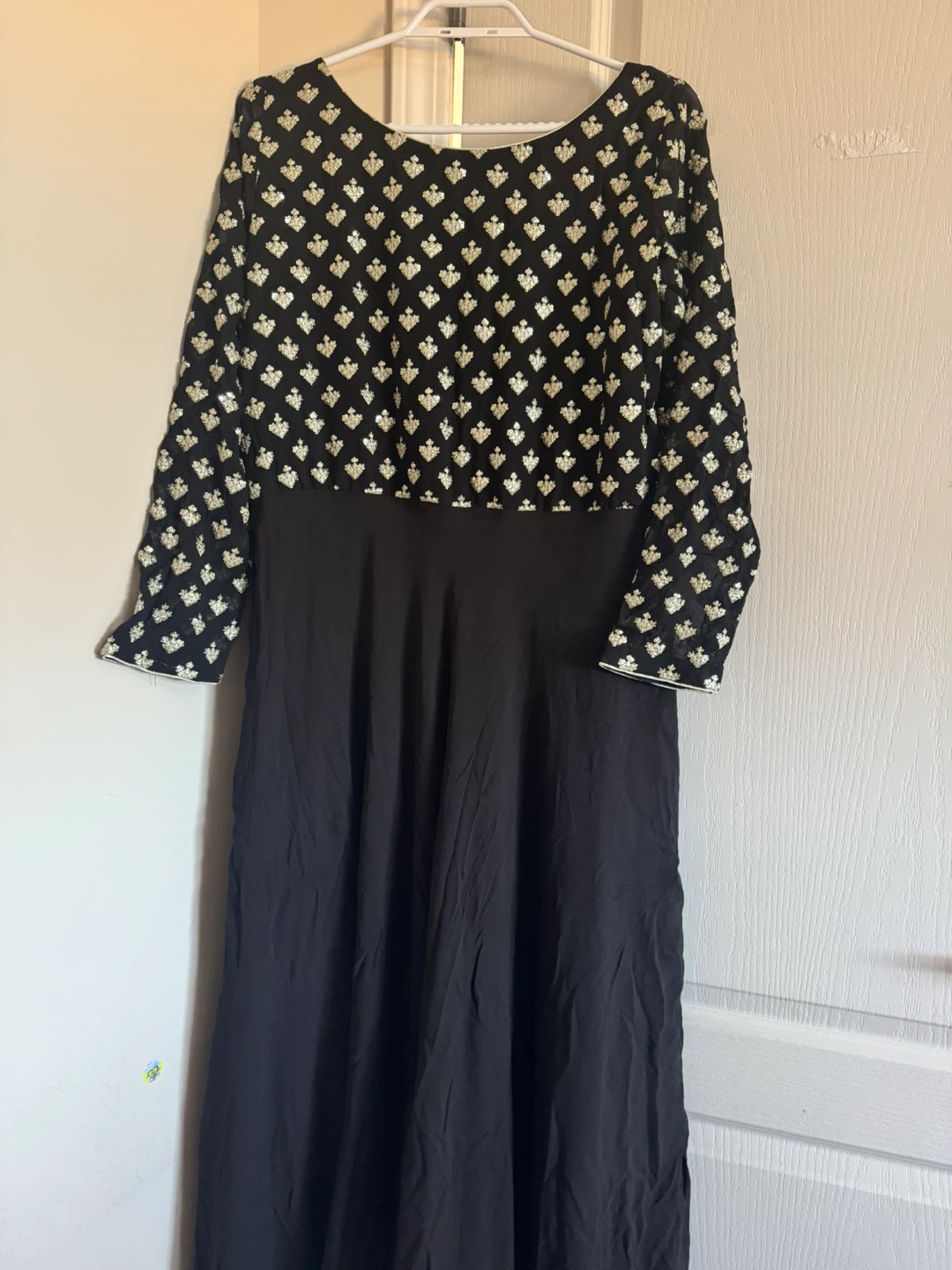 Black & White Patterned Dress - photo 3
