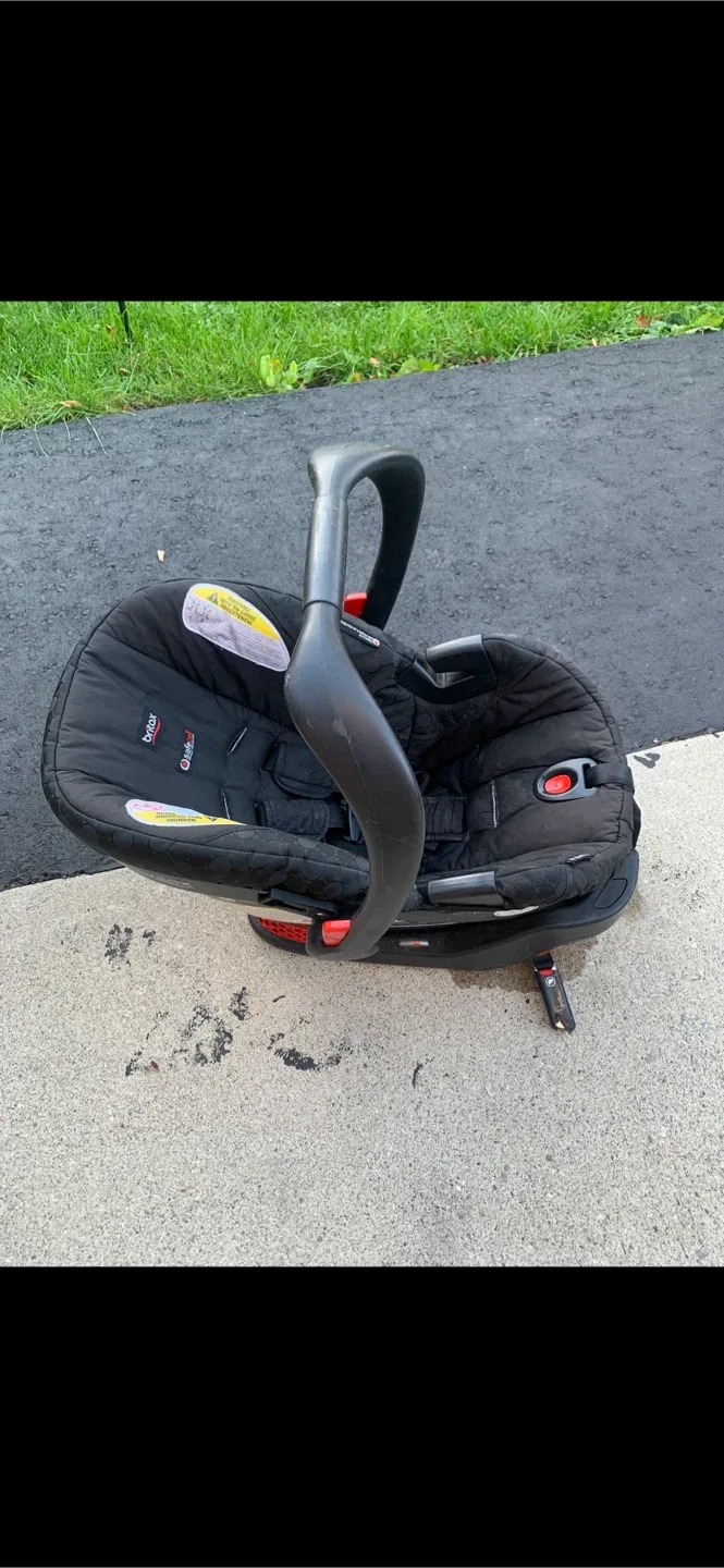 Britax B-Safe 35 Infant Car Seat image indicator(3)