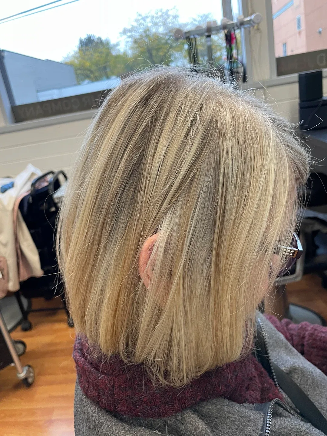 Ladies Haircut image indicator(7)