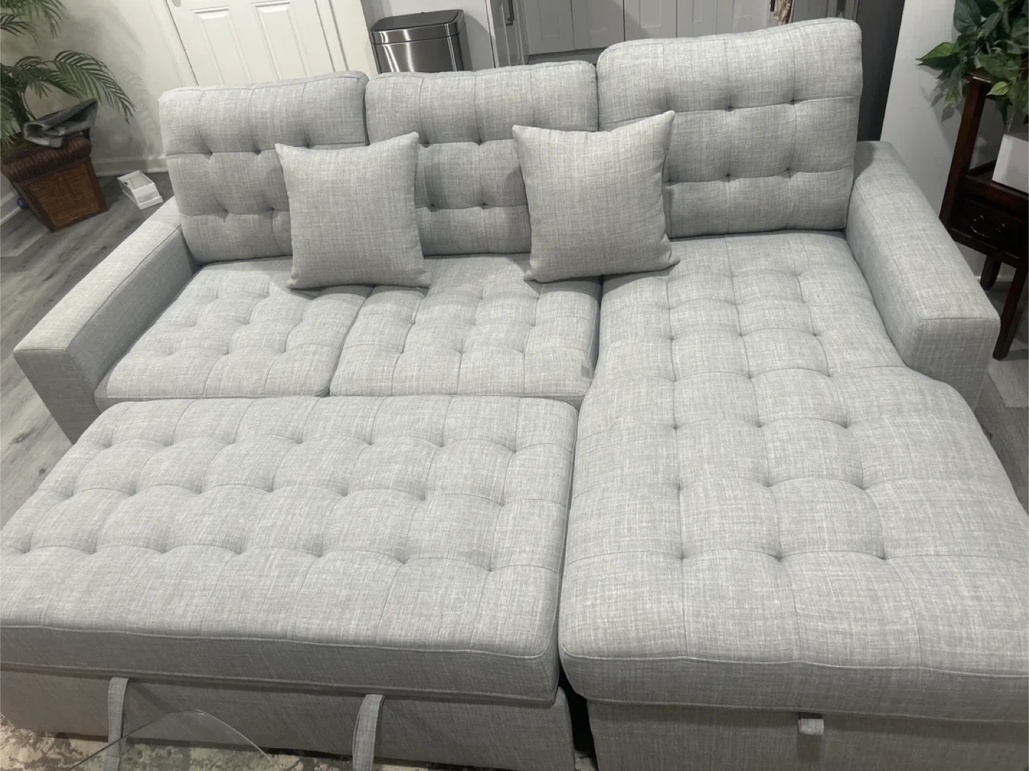 Raymour & Flanigan Gray Sectional Sofa with Ottoman image indicator(3)