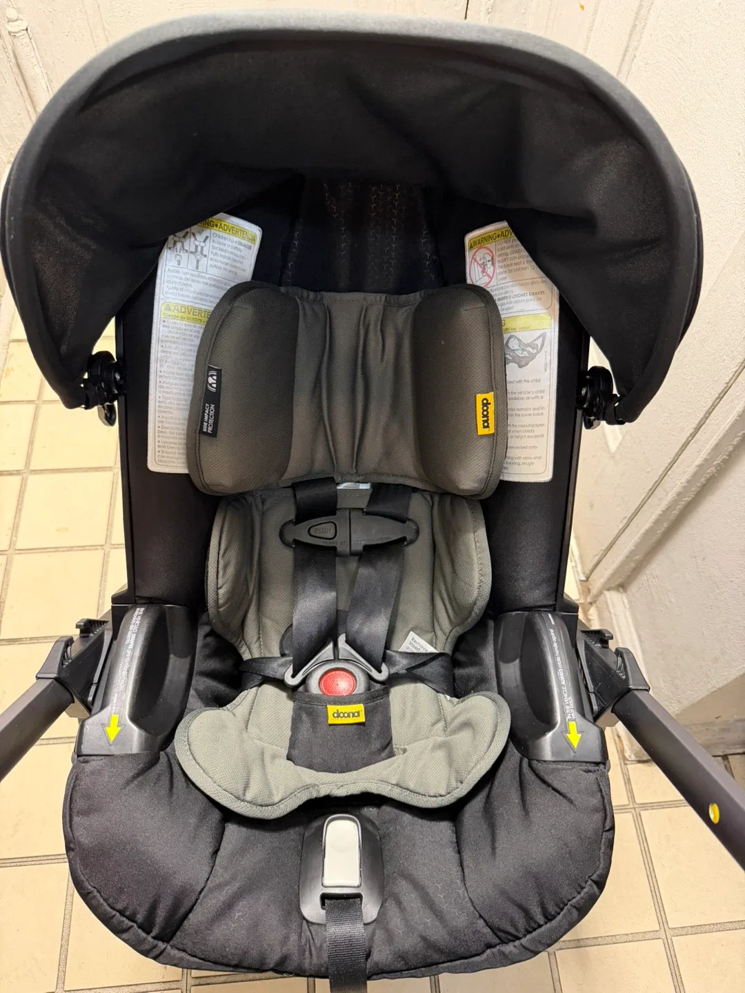 Doona Infant Car Seat/Stroller - Black image indicator(5)