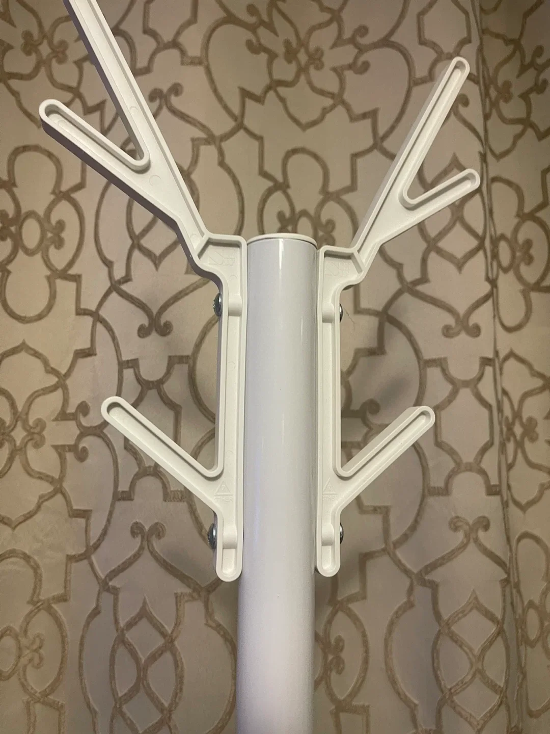 White Coat Rack Stand image indicator(2)