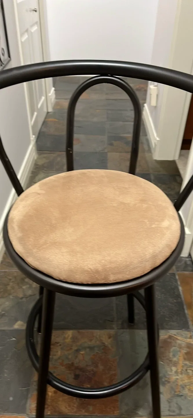 1 swivel Bar height Stool image indicator(2)